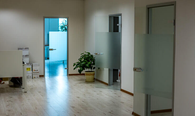 Стеклянные двери подробнее... Стеклянные межкомнатные двери